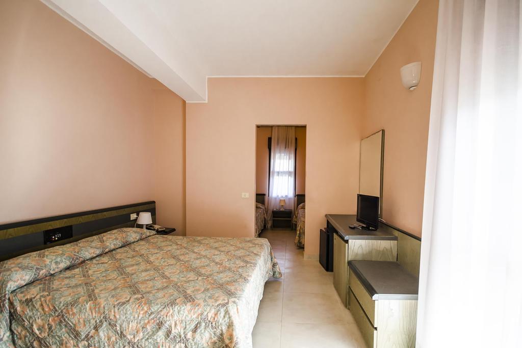 Hotel Torre Del Sole 3*
