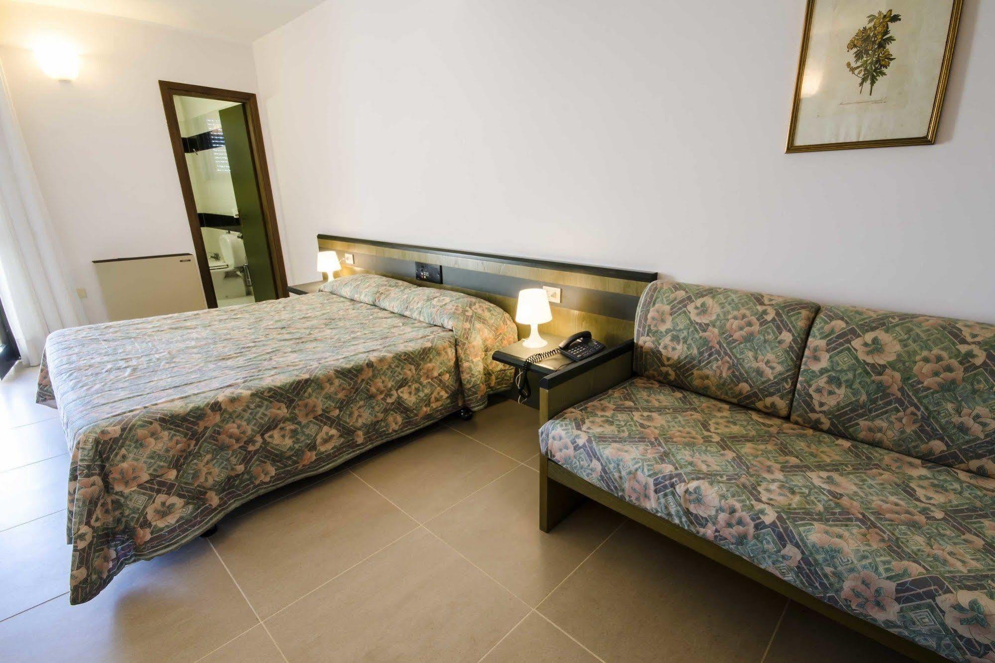 Hotel Torre Del Sole 3*